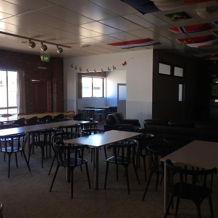 Warrnambool Beach Backpackers Экстерьер фото