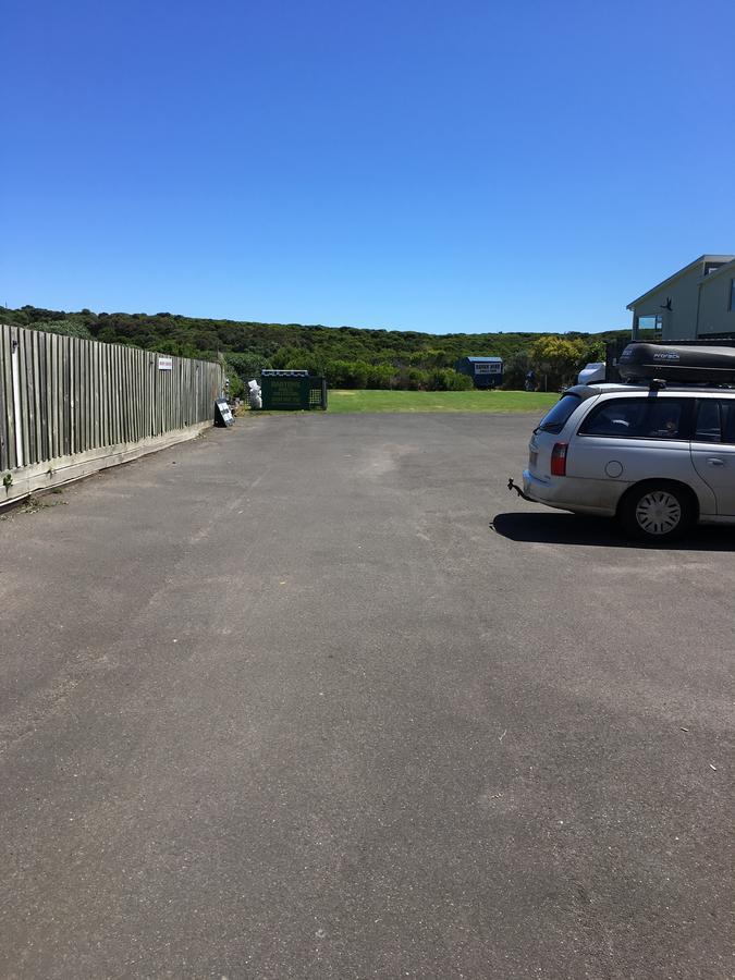 Warrnambool Beach Backpackers Экстерьер фото