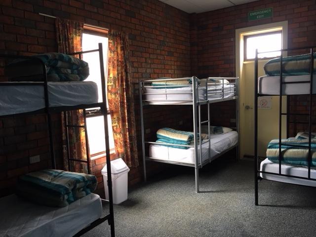 Warrnambool Beach Backpackers Экстерьер фото